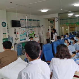 以“演”代训，提升医疗服务水平