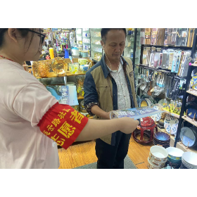 连云路社区开展“扫楼”专项行动