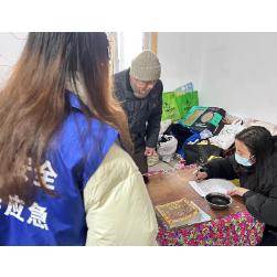 情系空巢老人冷暖 传递社区温暖关怀——德胜社区开展走访慰问空巢老人活动
