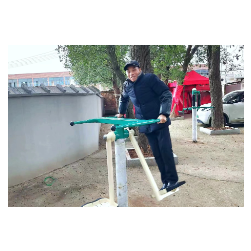 健身器材新落地 社区实事暖民心