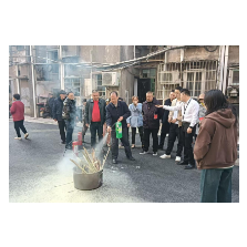 金鹗山街道南津港社区：开展冬春居家安全专题消防安全讲座