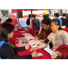 弘扬新型婚育文化 构建生育友好环境