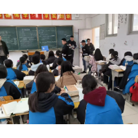 三眼桥街道开展“预防校园欺凌  拒绝毒品侵害”法治教育宣传进校园活动
