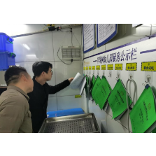 护航新春开学季——梅溪街道开展校园食品、消防安全检查