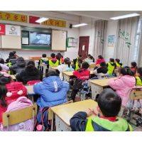 共青团伙伴计划 团团活力圈 弘扬雷锋精神 争做进步少年
