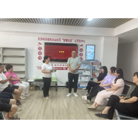 炮台山社区新时代文明实践站:学习感动中国人物先进事迹,汲取奋进力量