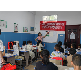 炮台山社区新时代文明实践站:巧手绘端午,童心悟传统