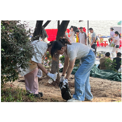 岳阳楼区开展三下乡活动守护洞庭碧波