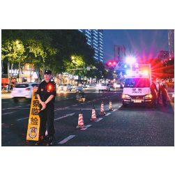守护当“夏”,平安加码!岳阳楼公安扎实推进夏夜治安巡查宣防第二次集中统一行动