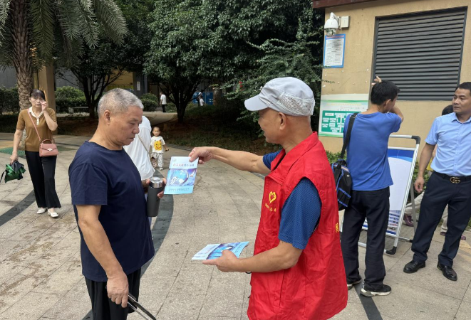 朝阳社区新时代文明实践站开展“共同守护食品安全”科普志愿宣传活动
