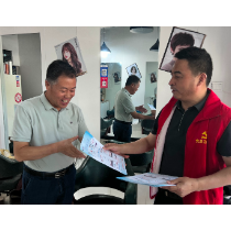 王家河社区开展“医保宣传零距离 惠民政策暖民心”医保政策宣传活动