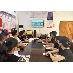 学理论知识,补精神之钙