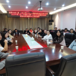 凝聚向善力量 点亮文明之光——枫桥湖街道组织集中观看2025年第三次“中国好人榜”直播