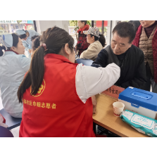 健康义诊进社区 “减盐减油”护民生
