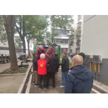 吕仙亭社区党委开展“环境整治动起来，小区颜值靓起来”学雷锋志愿服务活动