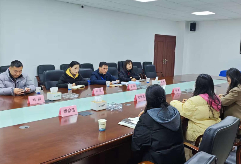 政策上门 问题销号 岳阳楼区服务重点企业持续加力