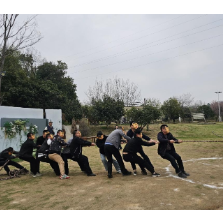 “与春相伴 逐梦同行”——区禁违拆违治违事务中心开展工会活动
