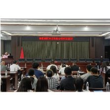 以“分”促美提颜值 以“讲”带行树新风——岳阳楼区开展生活垃圾分类知识宣讲活动