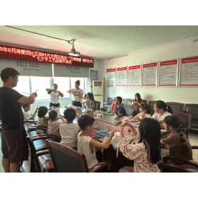 “万物有爱 相约乞巧”——湘爱园社区七夕亲子共筑浪漫