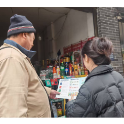 郭亮社区：网格员深入门店开展垃圾分类宣传 提升商户环保意识