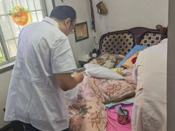 上门服务暖人心 健康守护零距离