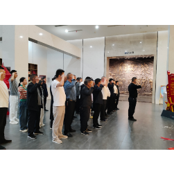 追寻红色足迹 传承革命精神—— 木里港社区开展主题党日活动