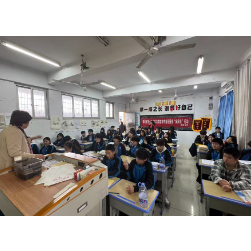 朝阳社区新时代文明实践站开展五四青年节“立鸿鹄志 做文明人”社会主义核心价值观之文明青少年教育讲座