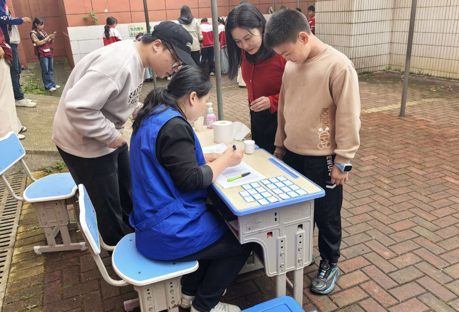 梅溪街道社区卫生服务中心顺利开展碘缺乏病监测工作