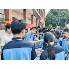 金鹗山街道开展铁路护路宣传进校园活动 共筑平安铁路防线