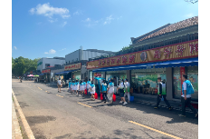 剪刀池社区夏送清凉 益心守护致敬一线劳动者