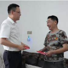 八一慰问致敬意 拥军优属显真情
