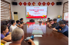 东风湖社区开展“学政策知红利 强服务惠万家”宣讲活动