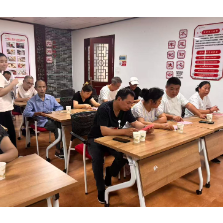 文明中元寄哀思 孝善家风永传承