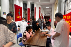 情暖中秋·健康相伴——新华社区开展中秋主题便民服务活动