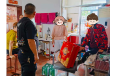 通海路管理处：情暖中秋送关怀 走访慰问护成长