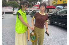 情暖中秋送关怀 暖心帮扶在身边