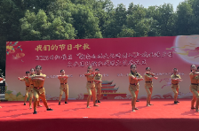 我们的节日·中秋 戏曲进社区 惠民暖人心