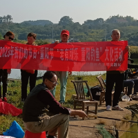 老有所乐   重阳钓鱼