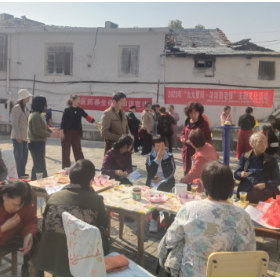 鄢家冲社区新时代文明实践站开展“九九重阳•浓浓敬老情”重阳节活动