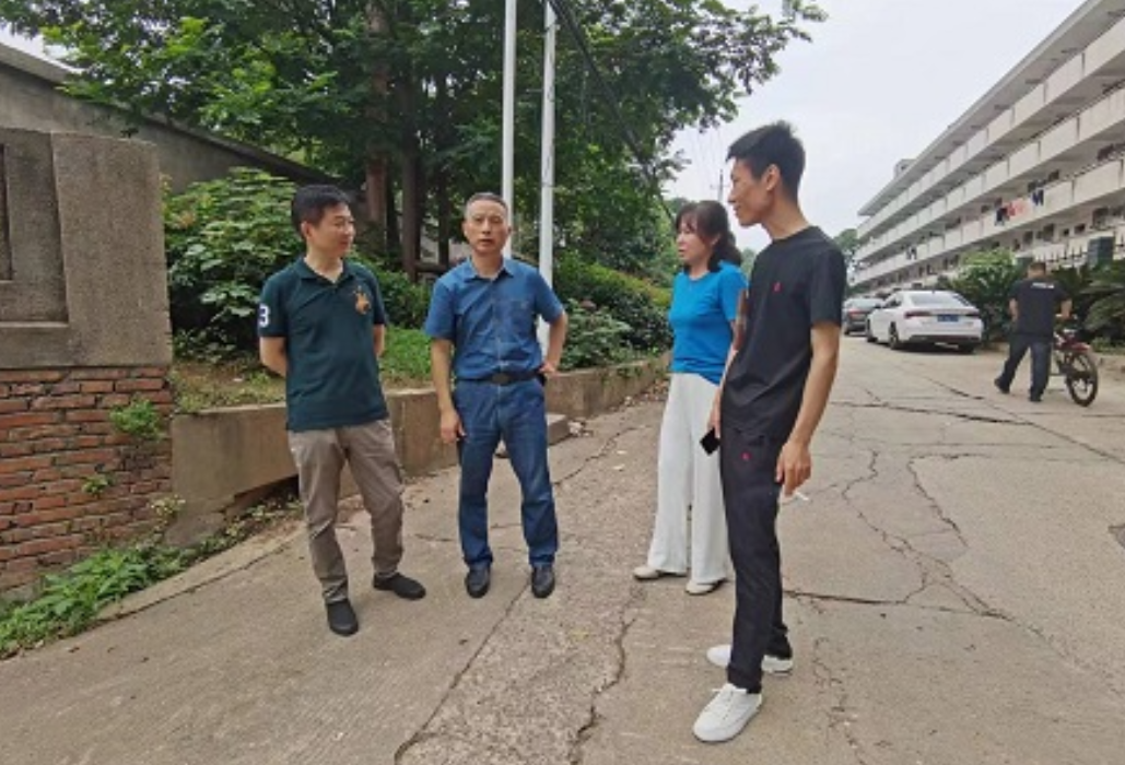 民生意见无小事 道路出行通民心
