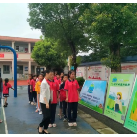 无毒青春 向阳而生