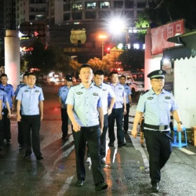 岳阳楼公安强势推进夏季行动!