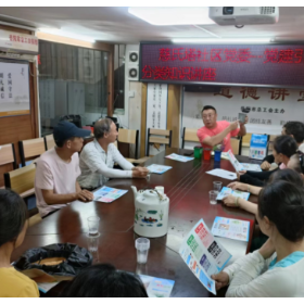 慈氏塔社区：党建引领垃圾分类知识讲座