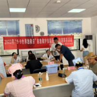 义诊进社区 服务暖人心