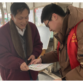 望城岭社区:“岳分类,岳美好”垃圾分类宣传活动