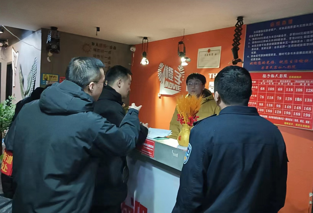 奇家岭街道开展“利剑护蕾·雷霆行动”