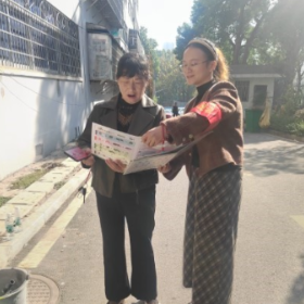 吕仙亭社区党委开展“参与垃圾分类,共建美好家园”宣传活动
