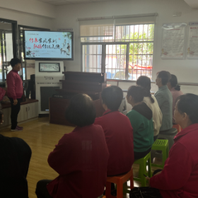 王家河社区开展”家风、家规、家训是什么？一个家应该有什么样家风、家规、家训？“主题宣讲活动
