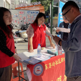 东茅岭社区：政策常宣传，助民办实事