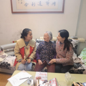 华能社区温情上门服务，护航高龄老人认证无忧